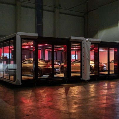 Expandable Flexible Showroom