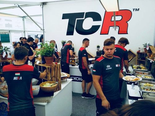 TCR INTERNATIONAL