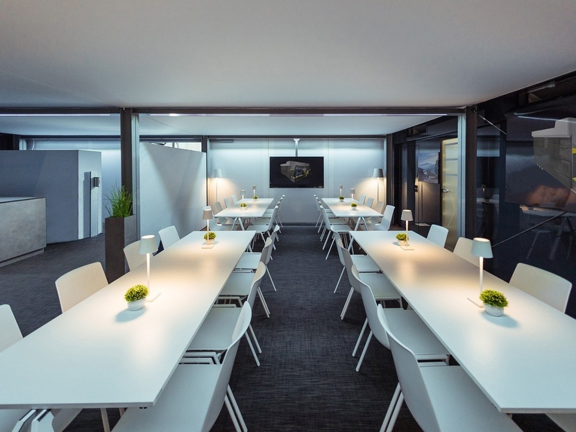 197147_cube-x-ray-black