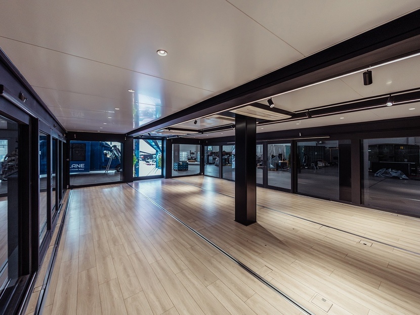 197415_flipout-container-3-5-x-ray-black