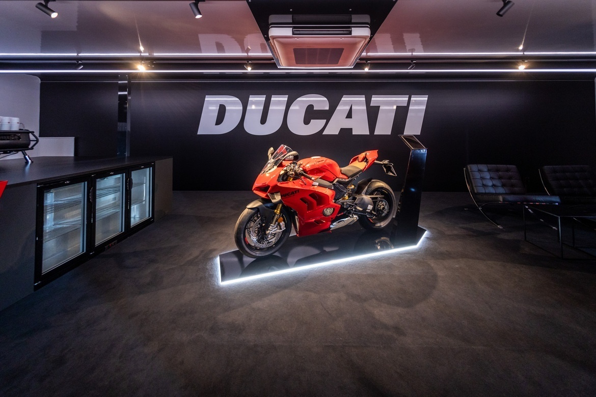 11854_ducati_raodshow__-_.jpg